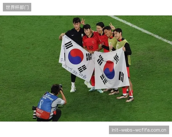韩国队需加强赛场情绪管理，避免因不必要的纪律问题影响世界杯征程。